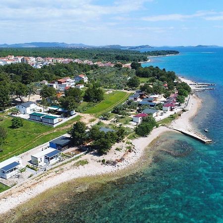 Mobile Home Safir Биоград на Мору Екстериор снимка