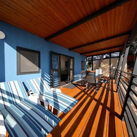 Mobile Home Safir Биоград на Мору Екстериор снимка