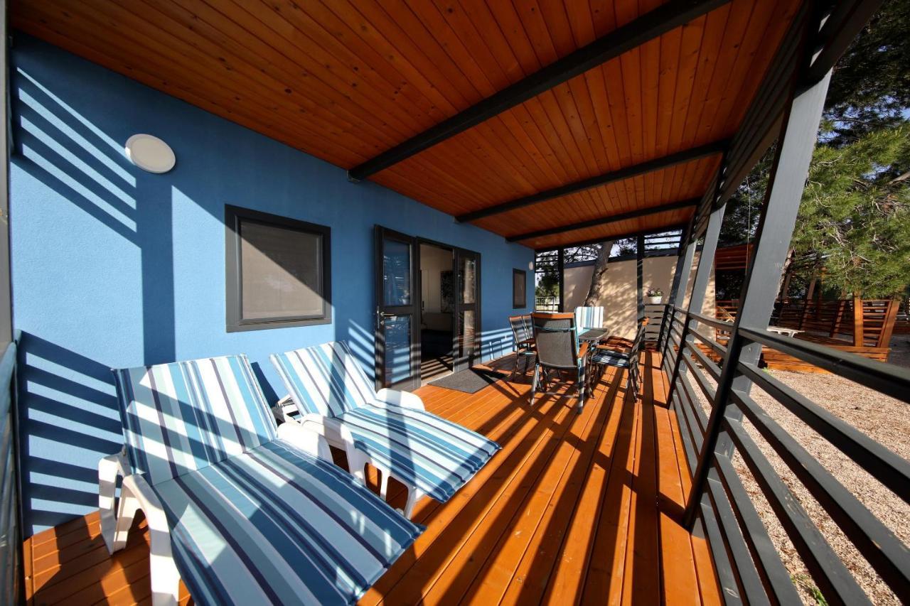 Mobile Home Safir Биоград на Мору Екстериор снимка